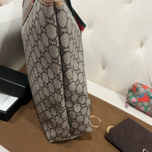 Beautiful 🤩 Gucci Large Tote Bag - Picture 8 of 15